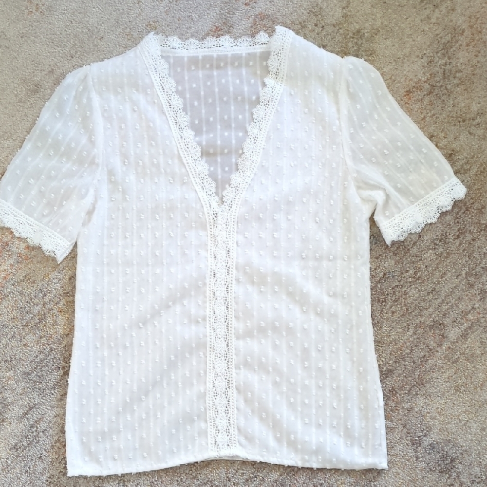 Elegant White Lace Trim Blouse